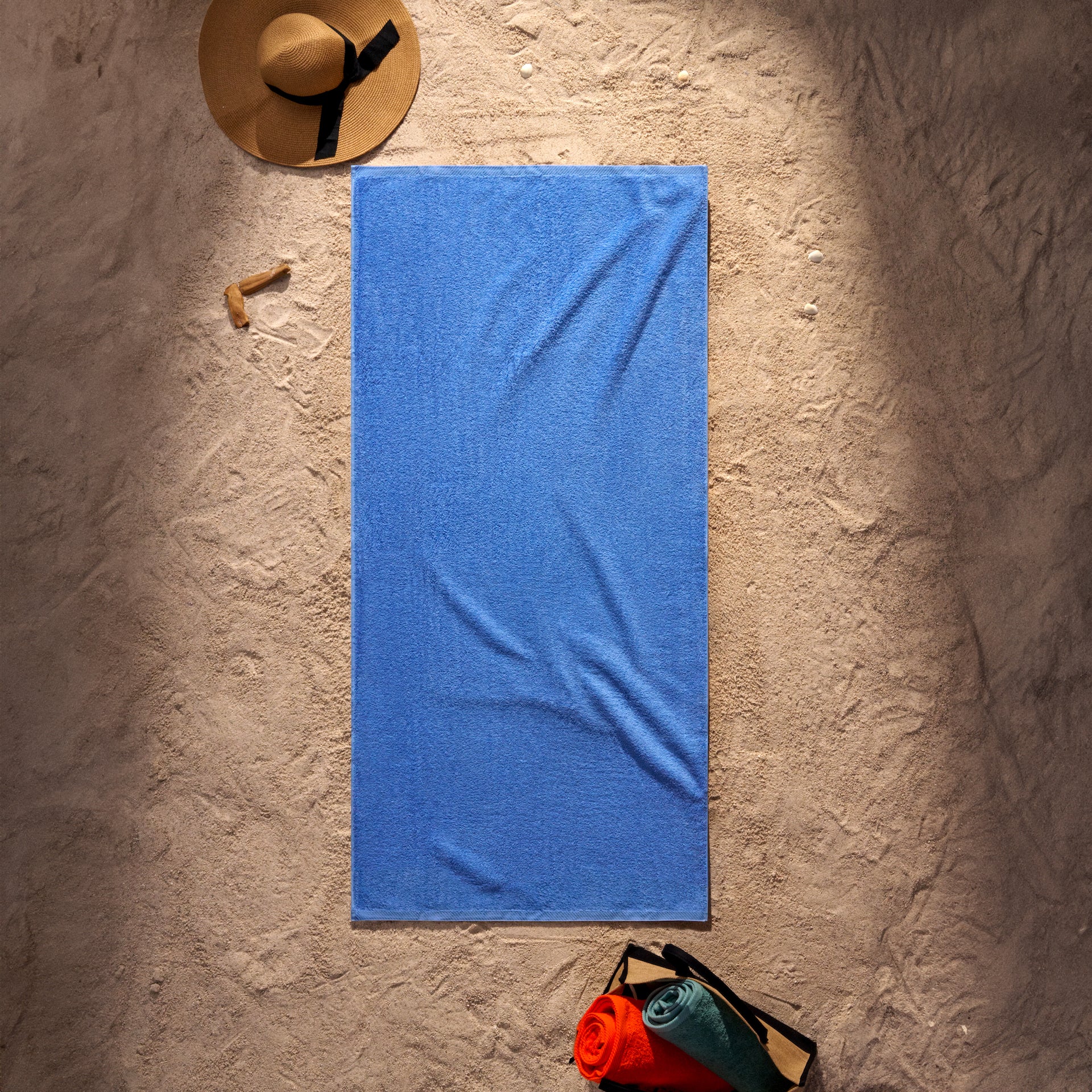 Hotel Splash Solid Pool Towel - Image 4